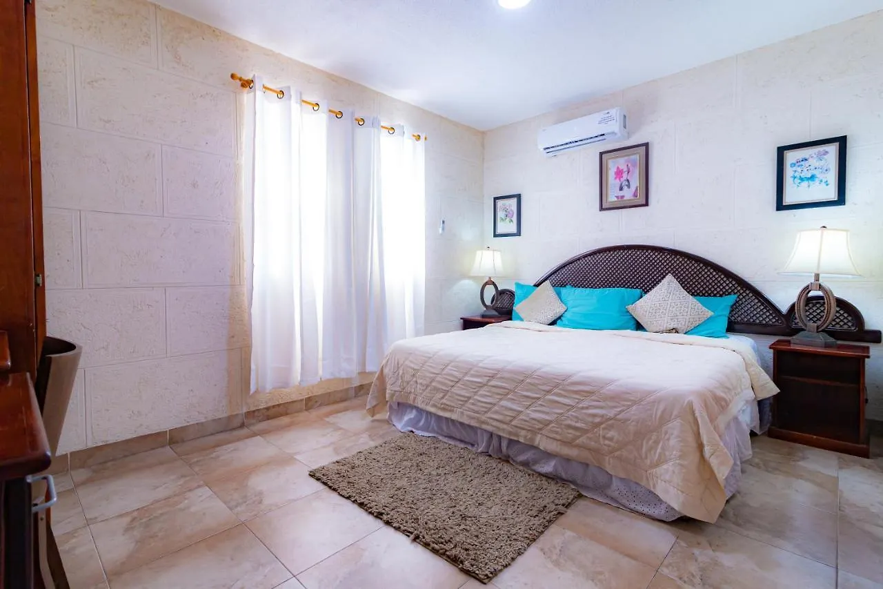 Blr Beach Resort Κράιστ Τσερτς Πανσιόν