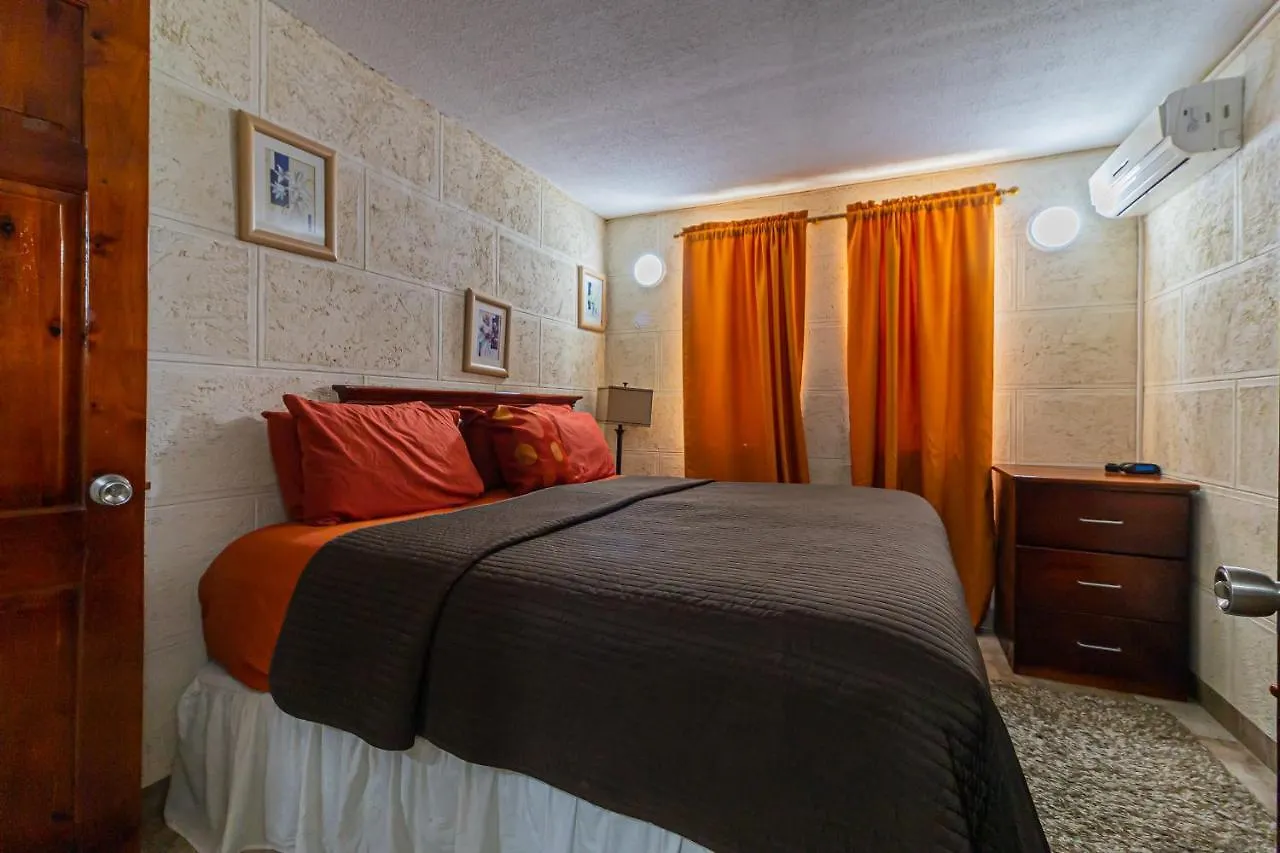 Blr Beach Resort Κράιστ Τσερτς 0*,  Μπαρμπάντος