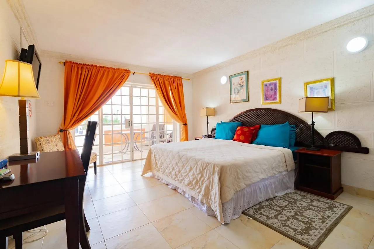 Blr Beach Resort Κράιστ Τσερτς 0*,  Μπαρμπάντος